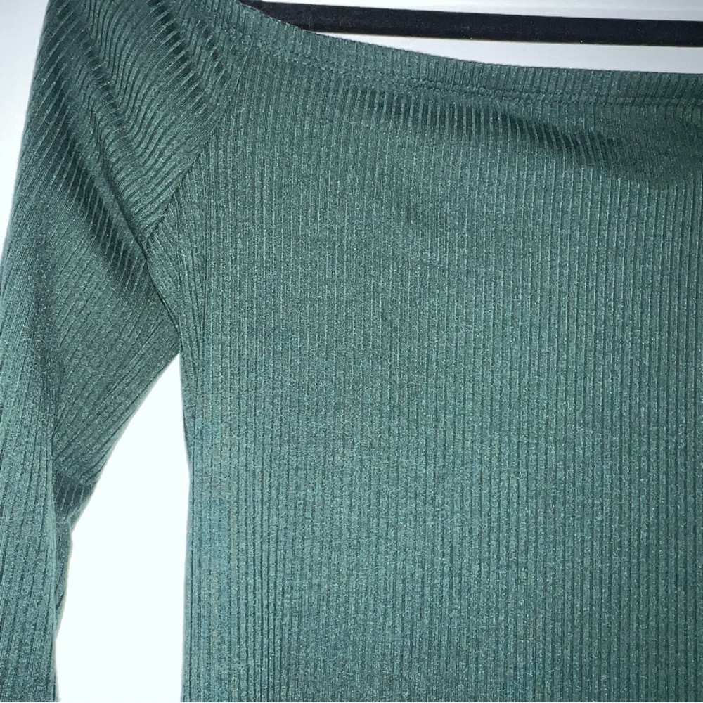 Off the Shoulder Ribbed Dress - Picture 2 of 8